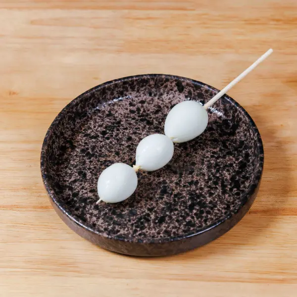 Uzura no Tamago (ไข่นกกระทา)